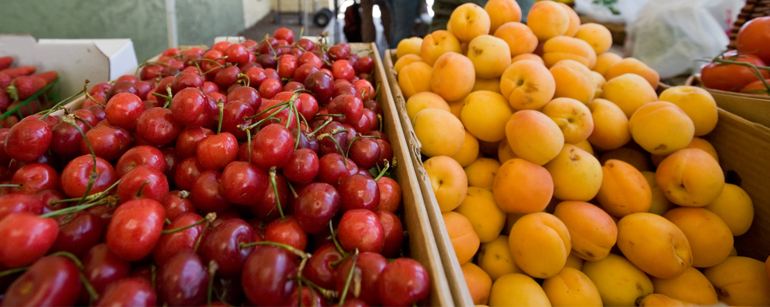 An image for 10 Steps to Setting Up a School Fruit and Vegetable Stand