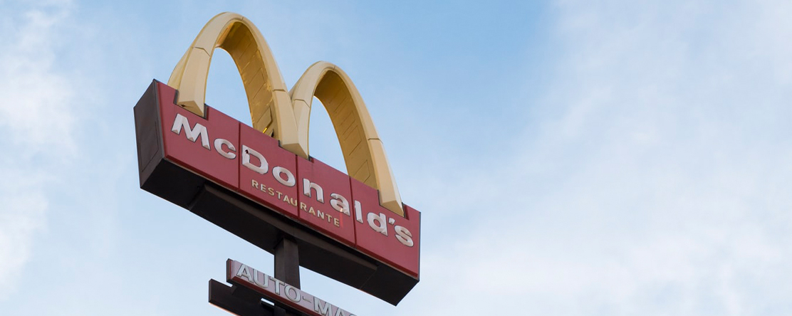 image: McDonald's sign