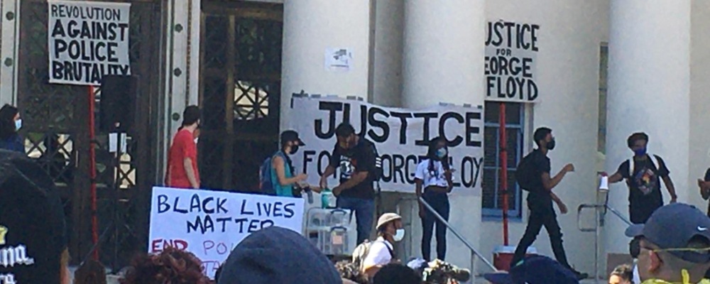 student organizers at oakland tech activing youth to protest police killings