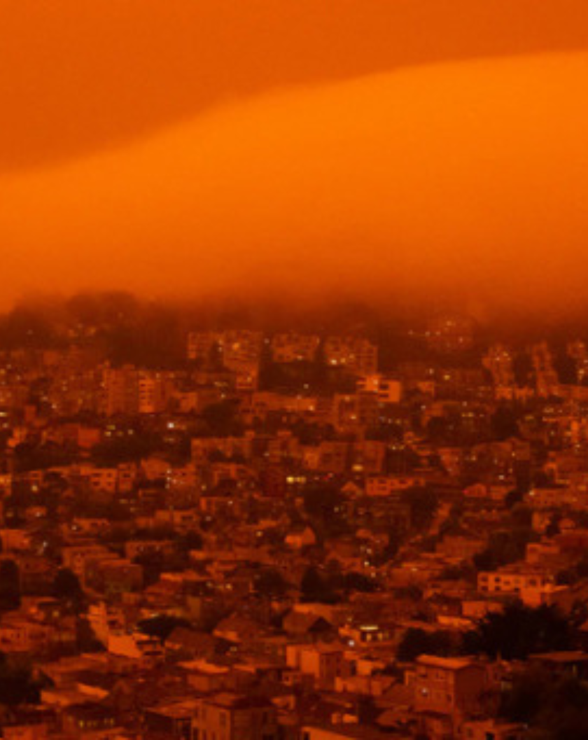 City engulfed in wildfire smoke