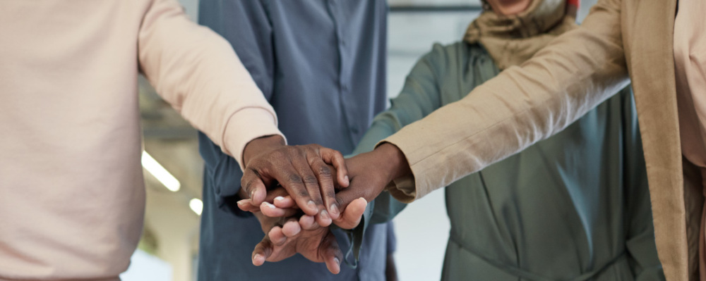 hands in huddle